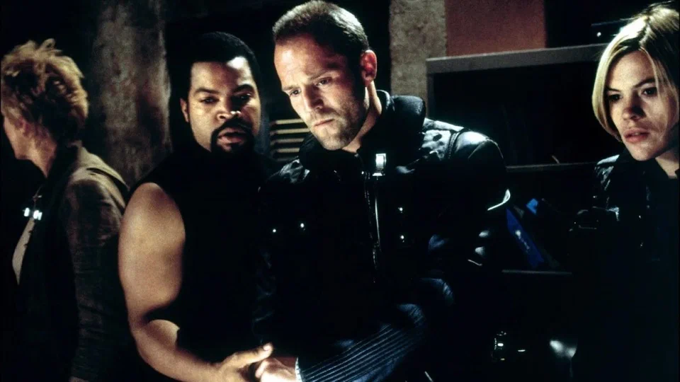 Ghosts of Mars, 2001