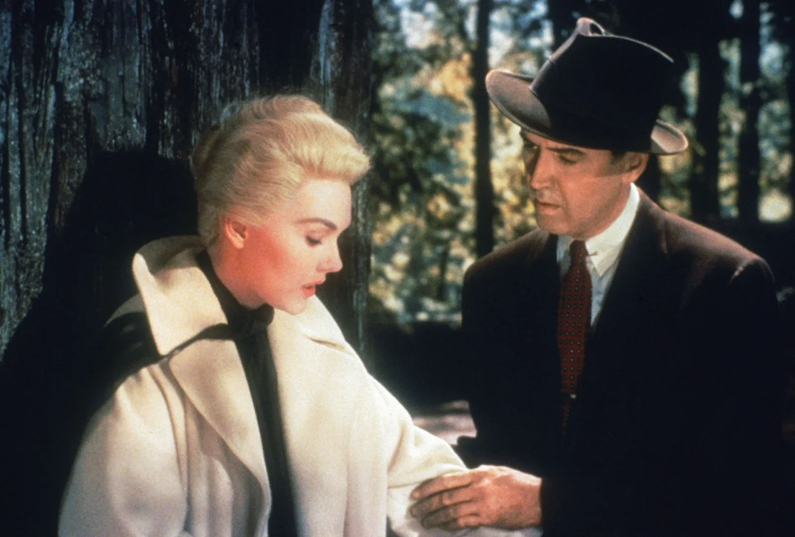 James-Stewart-Vertigo-Kim-Novak-Alfred-Hitchcock