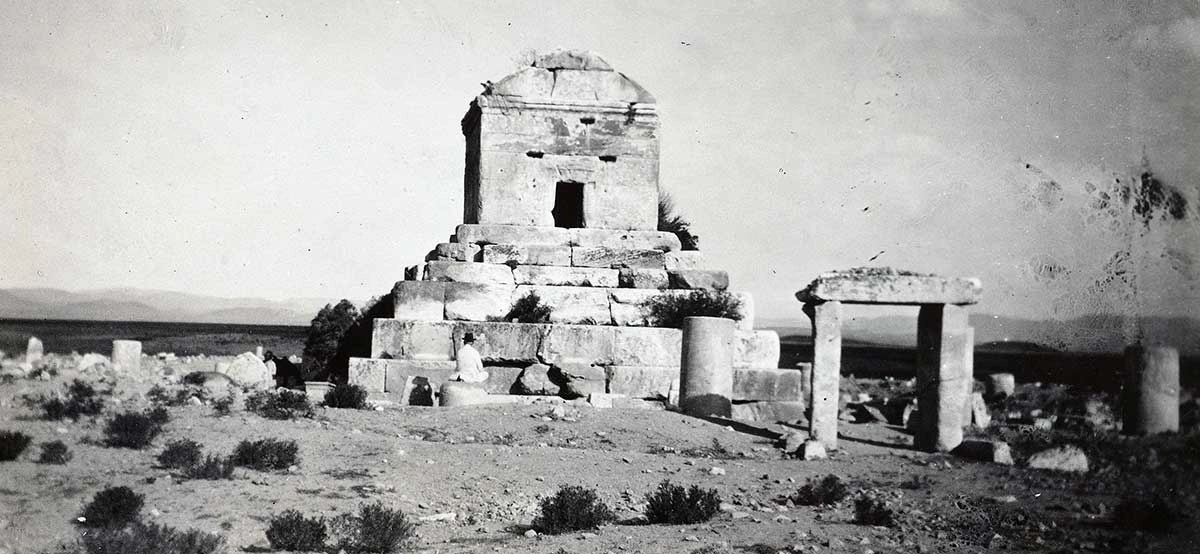 Tomb of Cyrus Seen from a Distance, photo by A.G.A. van Eelde, 1925