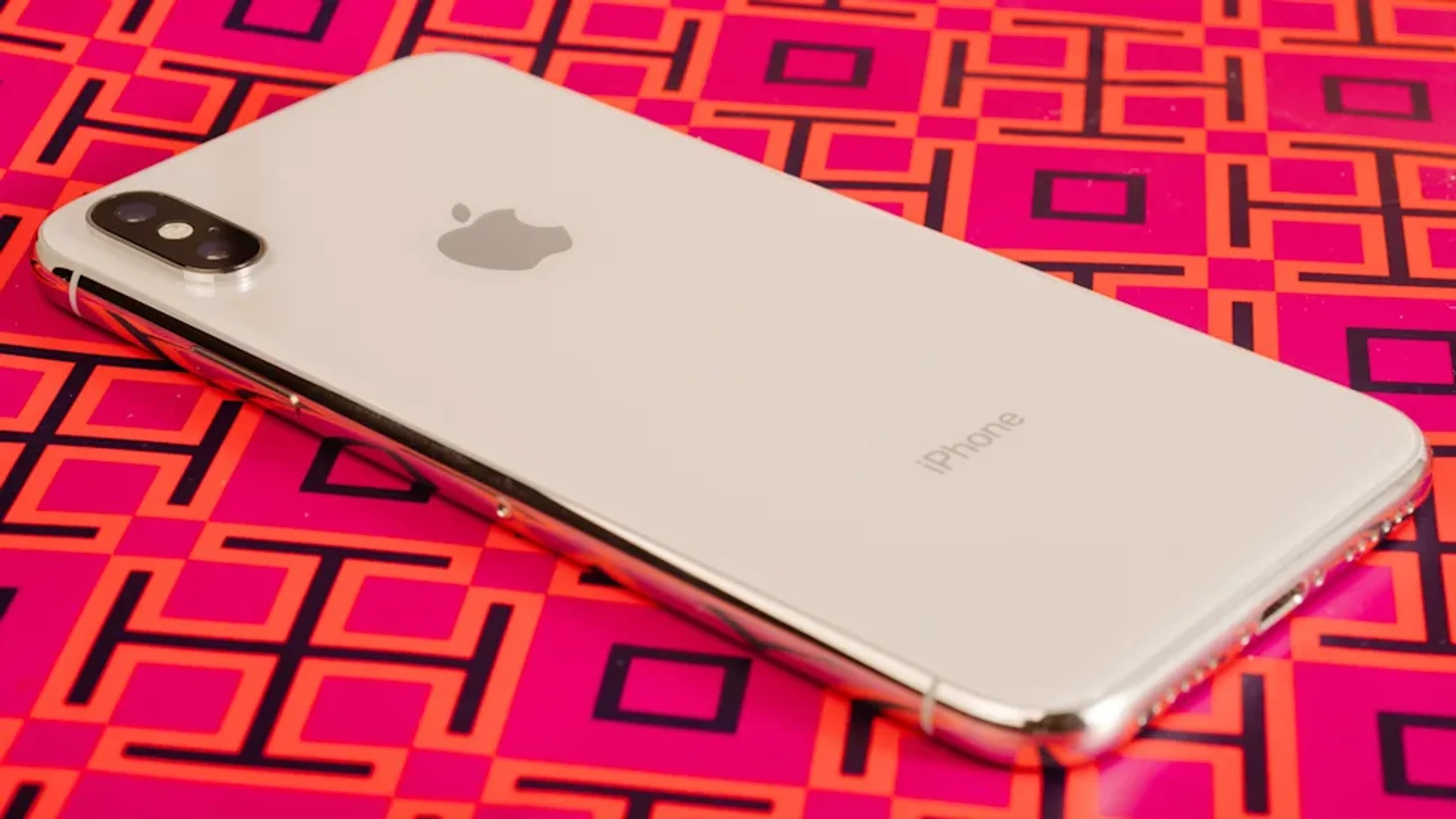 iPhone X