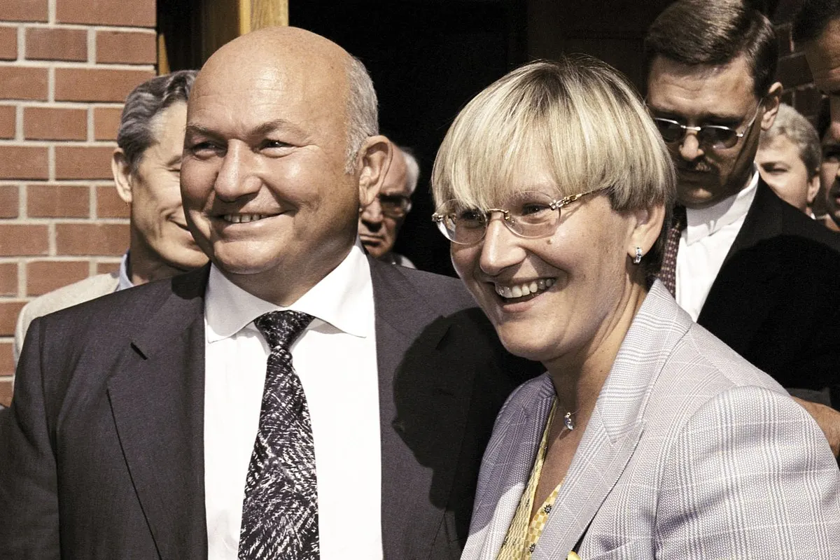 luzhkov with his wife 1999