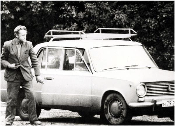 tolkachev leaving his car