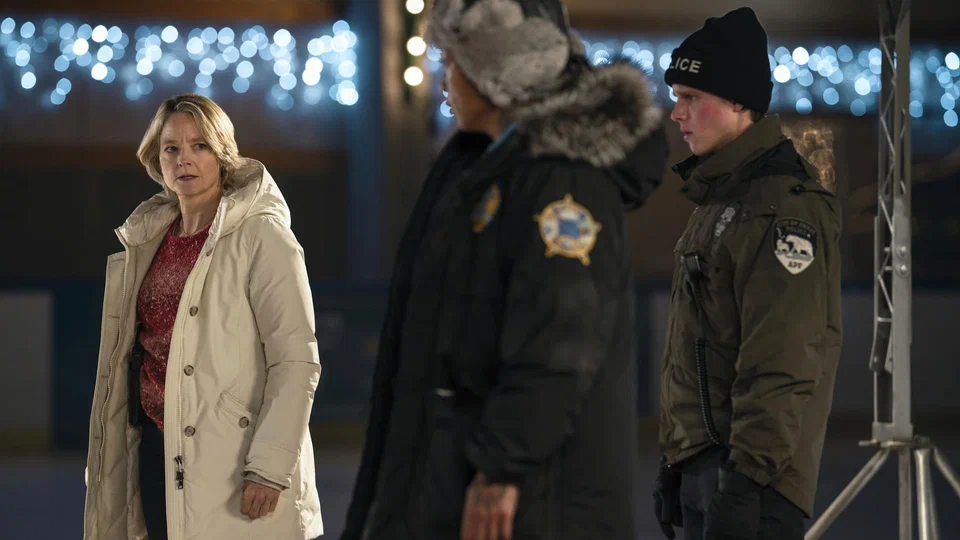 ג'ודי פוסטר (משמאל)