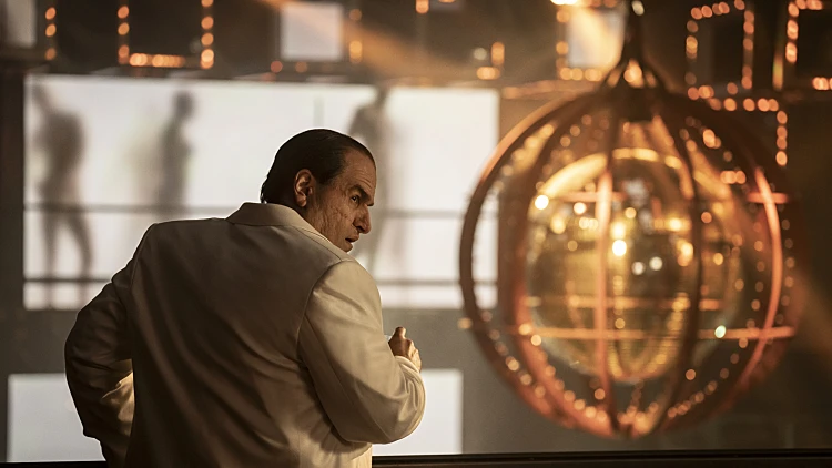 קולין פארל הבלתי מזוהה בתור הפינגווין