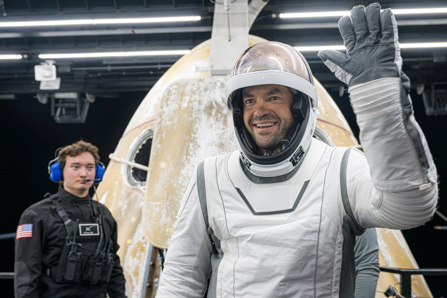 ג'ארד אייזקמן לאחר שובו לכדור הארץ ממשימת Polaris Dawn. מקור: Polaris Program / SpaceX