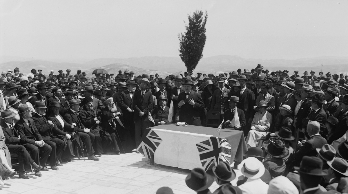 וינסטון צ'רצ'יל באתר האוניברסיטה העברית בהר הצופים, מרץ 1921.
