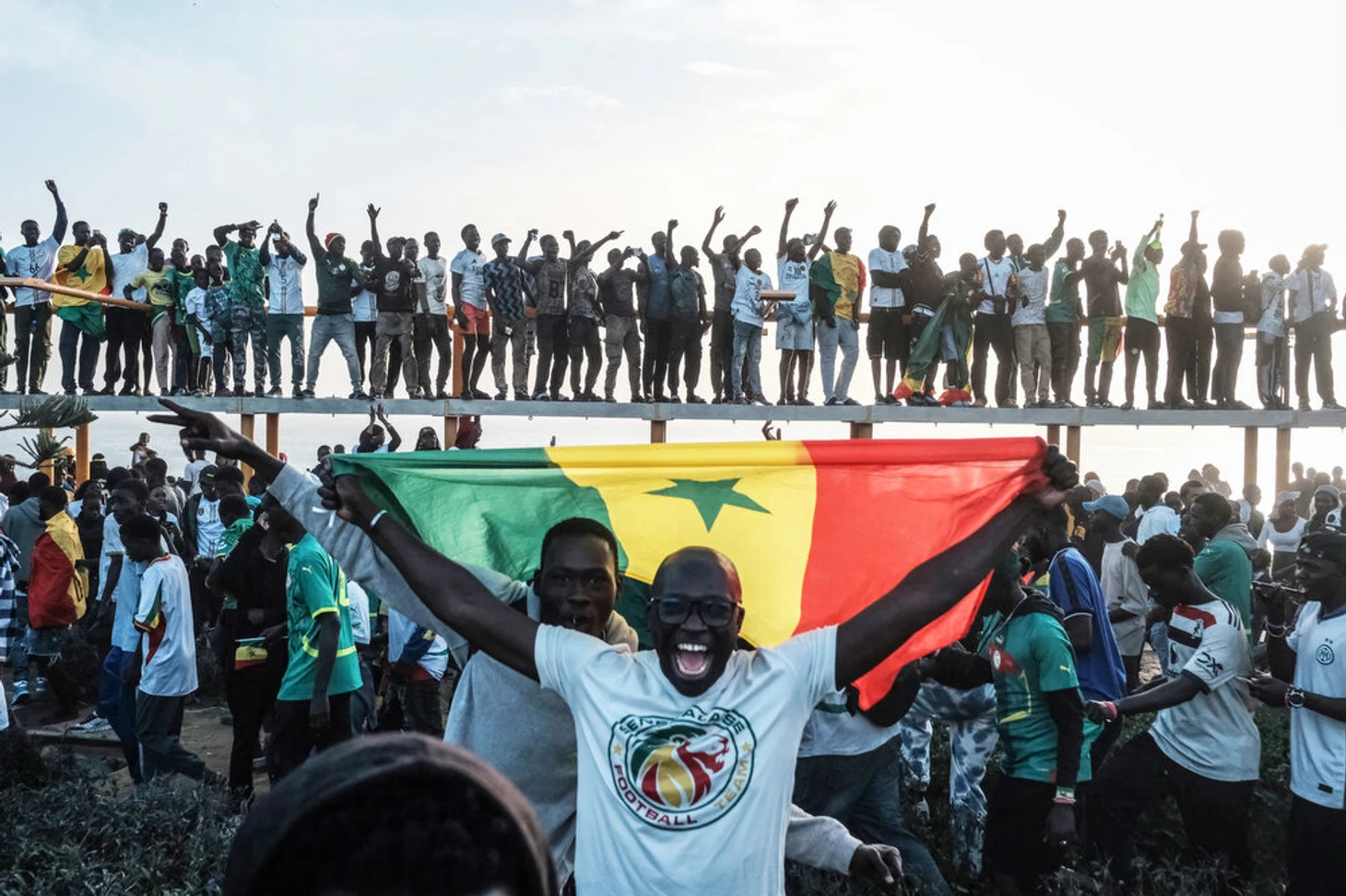 נשיא עם שתי נשים, מדינה שלמה בחופש: סנגל חגגה זכייה באליפות אפריקה